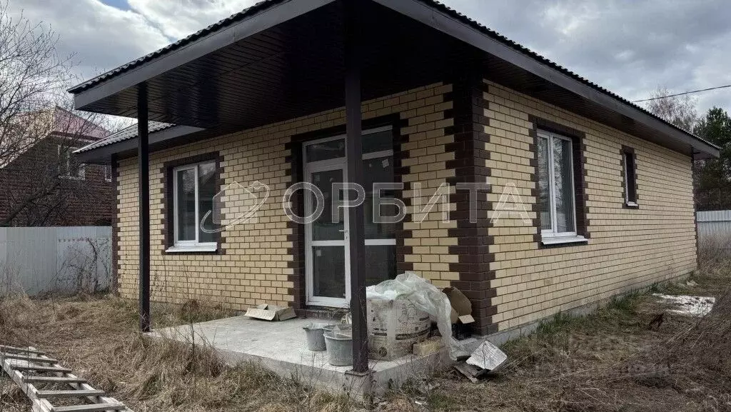 Дом в Тюменская область, Тюменский муниципальный округ, с. Гусево  ... - Фото 1