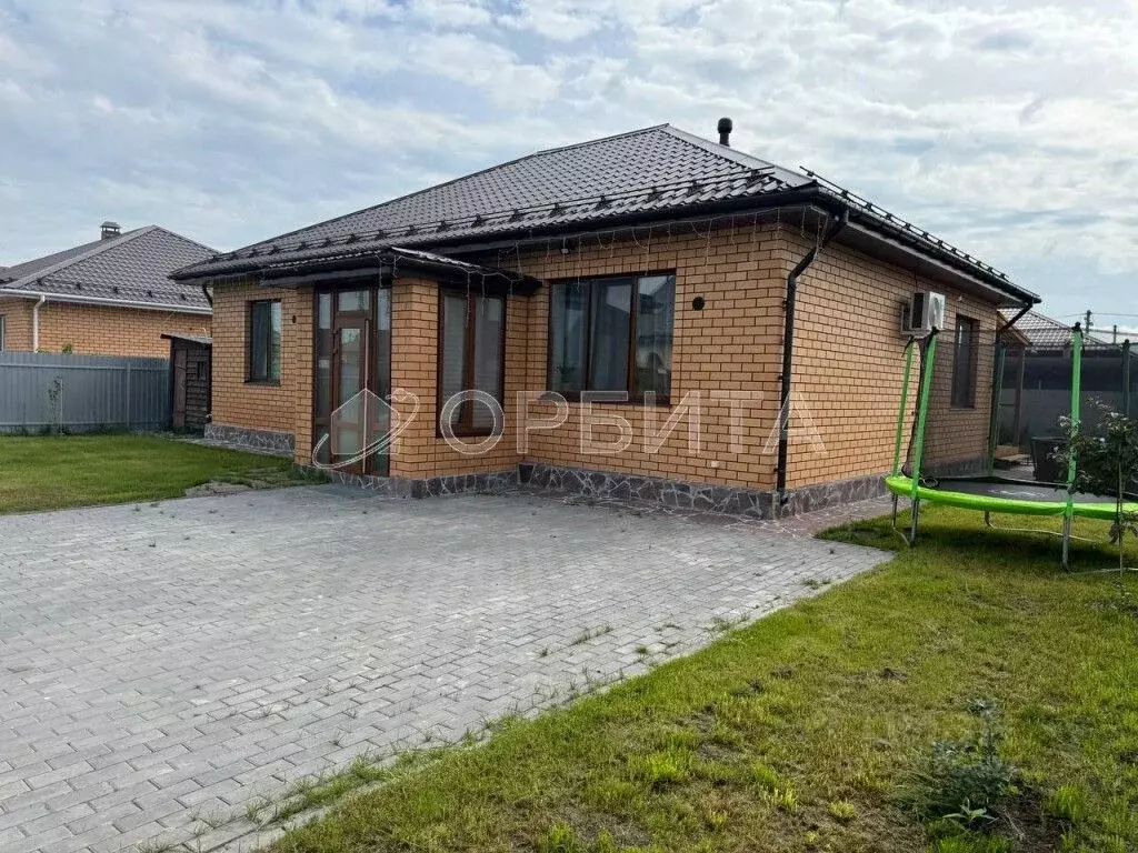 Дом в Тюменская область, Тюмень проезд Гурзуфский (94 м) - Фото 0