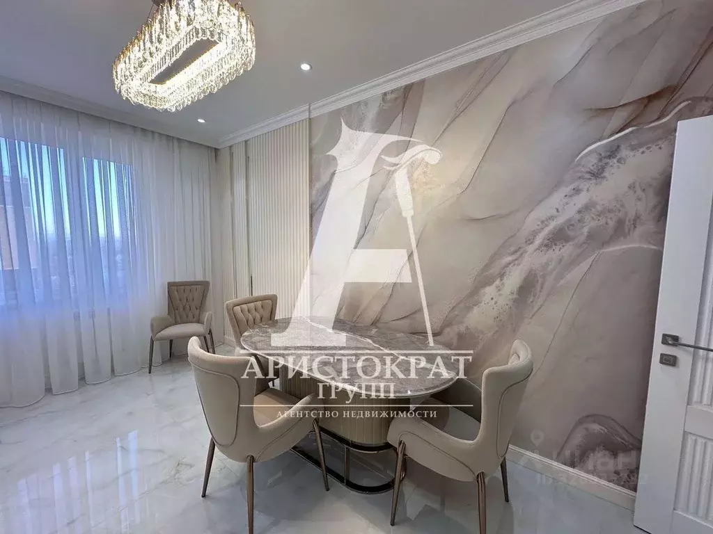 2-к кв. Ставропольский край, Пятигорск ул. Адмиральского, 1А (70.0 м) - Фото 1