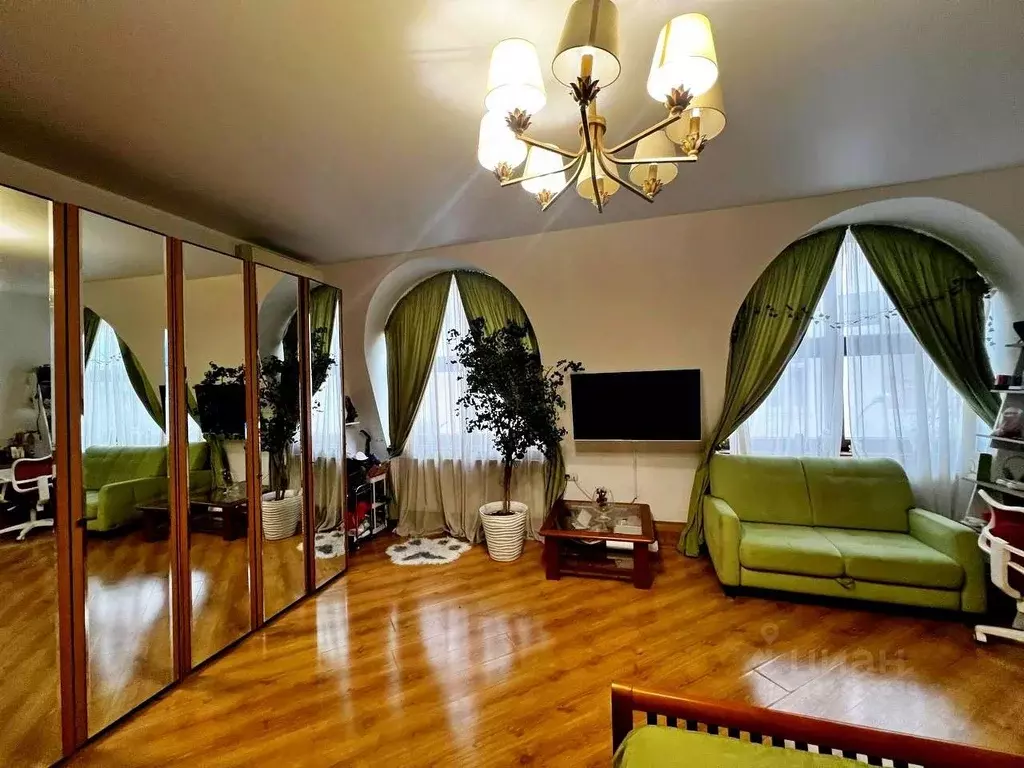1-к кв. Крым, Ялта ул. К. Маркса, 4/2 (55.0 м) - Фото 1
