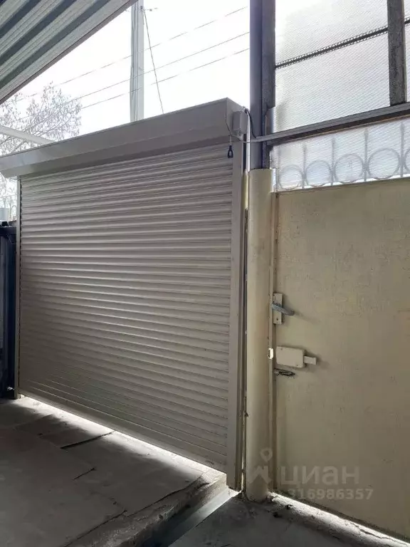 Дом в Волгоградская область, Волгоград Ужгородская ул. (177 м) - Фото 1
