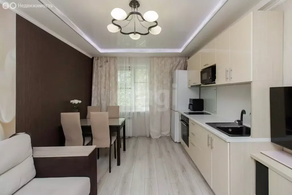 2-комнатная квартира: Тюмень, Олимпийская улица, 42 (41 м) - Фото 2