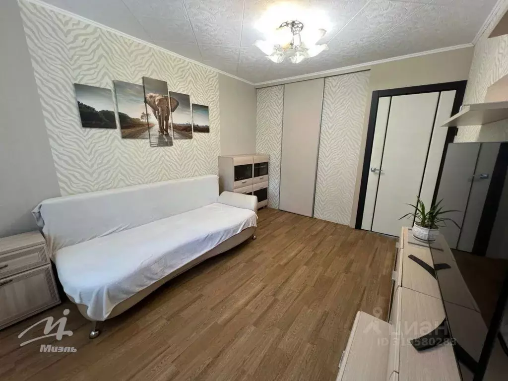 2-к кв. Алтайский край, Барнаул ул. Эмилии Алексеевой, 58 (46.9 м) - Фото 1