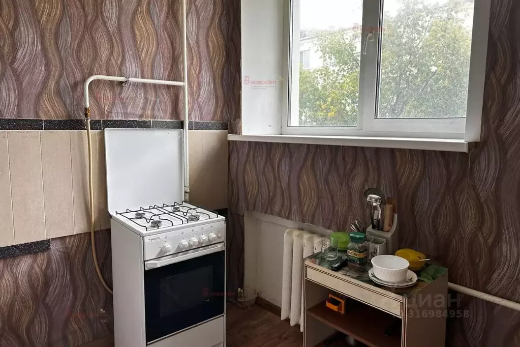 Комната Свердловская область, Екатеринбург ул. Ильича, 10 (12.0 м) - Фото 1