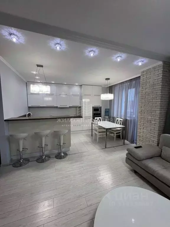 3-к кв. Челябинская область, Челябинск Лесопарковая ул., 5к1 (95.0 м) - Фото 2