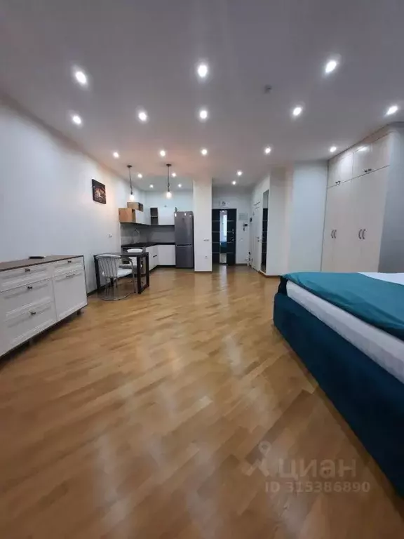 Студия Белгородская область, Белгород ул. Есенина, 9к1 (43.7 м) - Фото 1