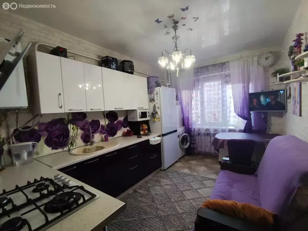 1-комнатная квартира: посёлок городского типа Яблоновский, улица ... - Фото 2