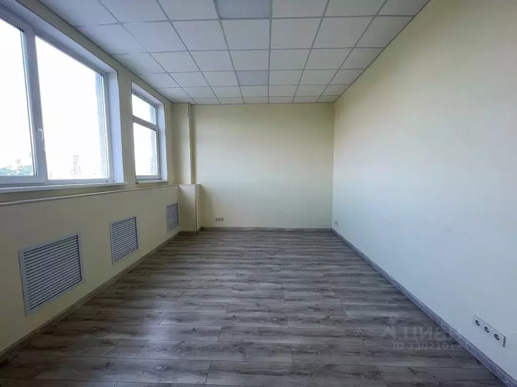 Офис в Свердловская область, Екатеринбург ул. Марата, 17 (25 м) - Фото 2