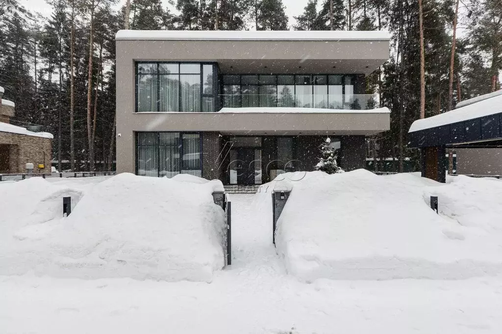 Дом в Одинцовский городской округ, КП Маслово парк (380 м) - Фото 2