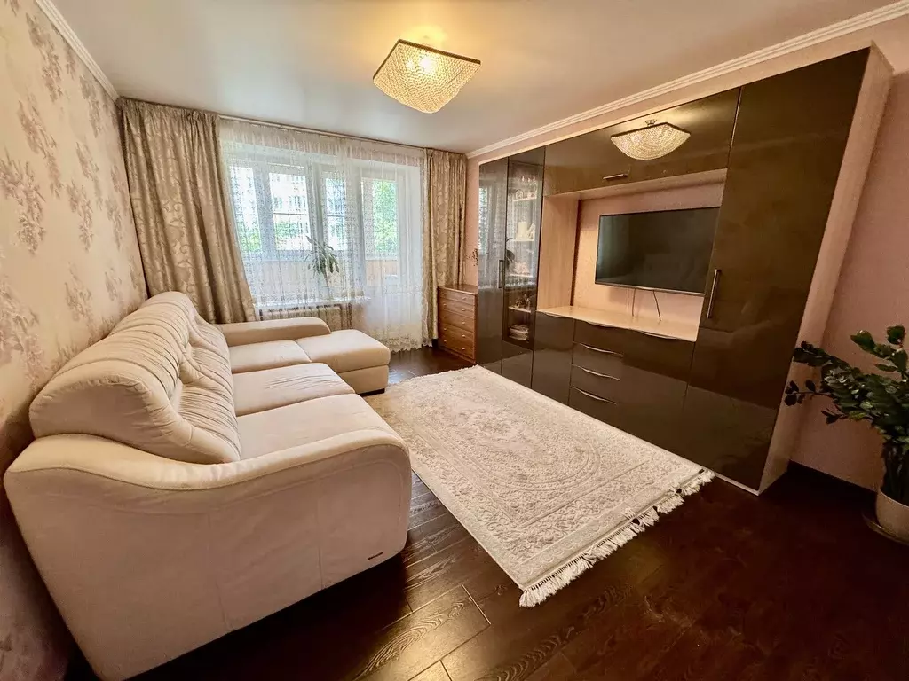 Продаётся 2-к квартира, 50.4 м - Фото 0