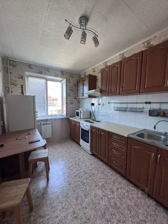 2-к кв. Приморский край, Владивосток ул. Ладыгина, 5 (60.0 м) - Фото 1