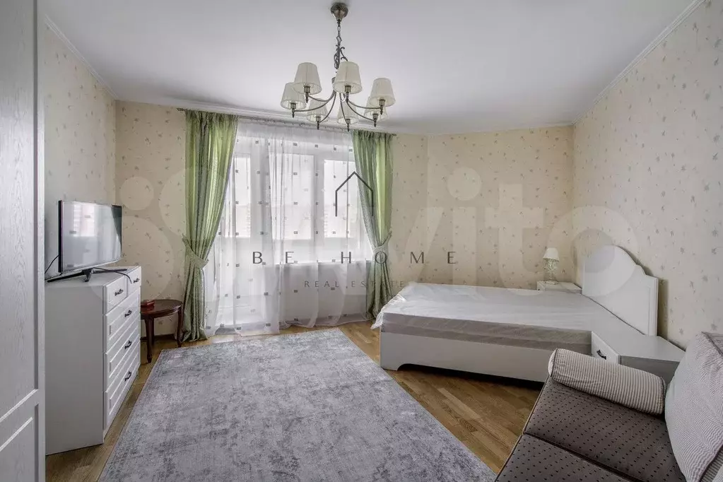 1-к. квартира, 42 м, 8/17 эт. - Фото 0