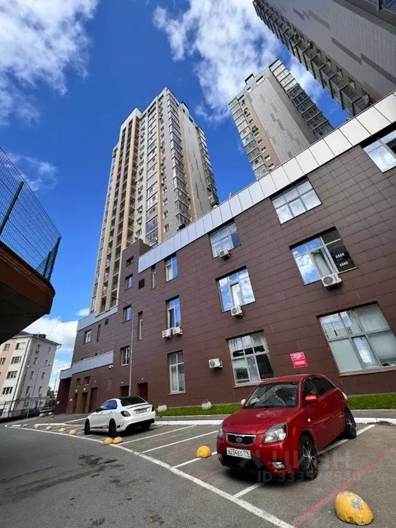 2-к кв. Татарстан, Казань ул. Павлюхина, 110В (81.3 м) - Фото 2