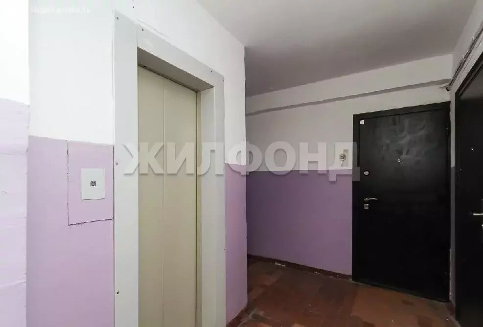 4-комнатная квартира: Новосибирск, Ленинградская улица, 273 (67.5 м) - Фото 1