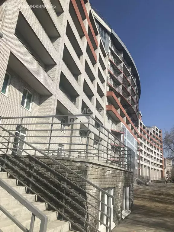 3-комнатная квартира: Омск, улица Яковлева, 15 (91 м) - Фото 2