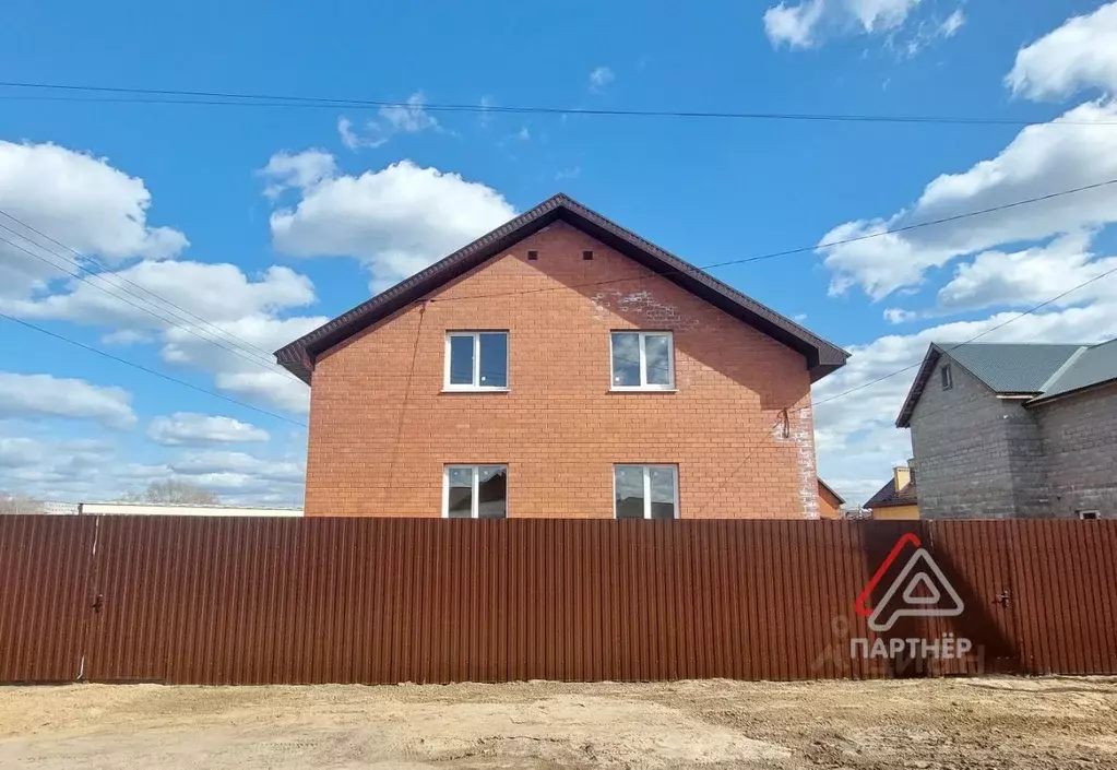 Таунхаус в Ульяновская область, Димитровград ул. Тараканова (114 м) - Фото 0