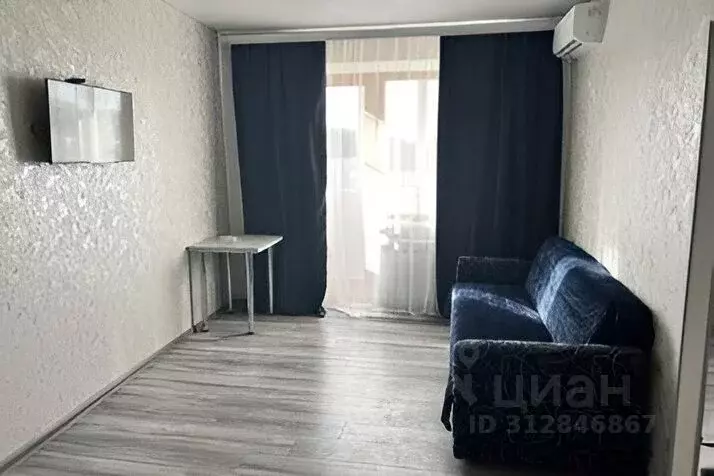 1-к кв. Крым, Симферополь ул. Троллейбусная, 3 (36.0 м) - Фото 0