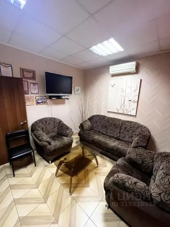 Офис в Краснодарский край, Краснодар Дубинка мкр, ул. Кавказская, 142 ... - Фото 0