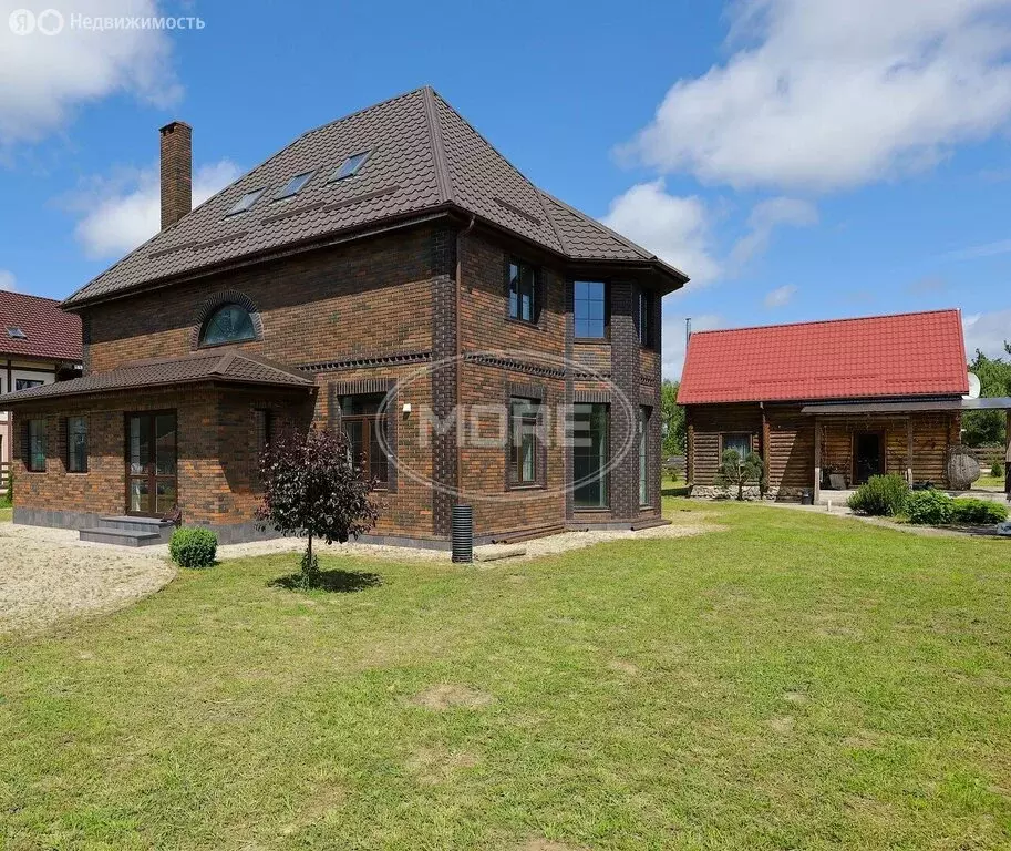 Дом в Красноторовка, Лесная улица (220 м) - Фото 1