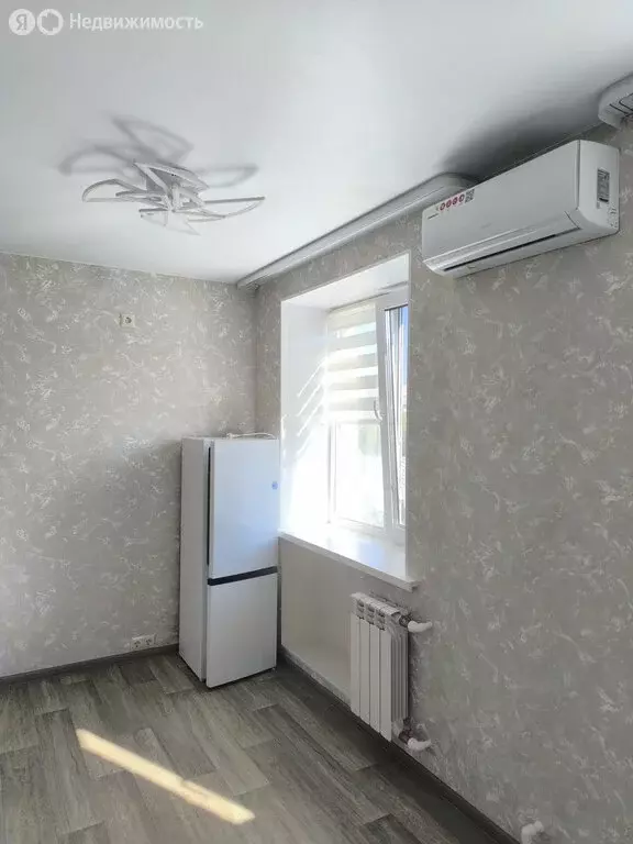 2-комнатная квартира: Саратов, улица имени Е.И. Пугачёва, 80 (33 м) - Фото 1