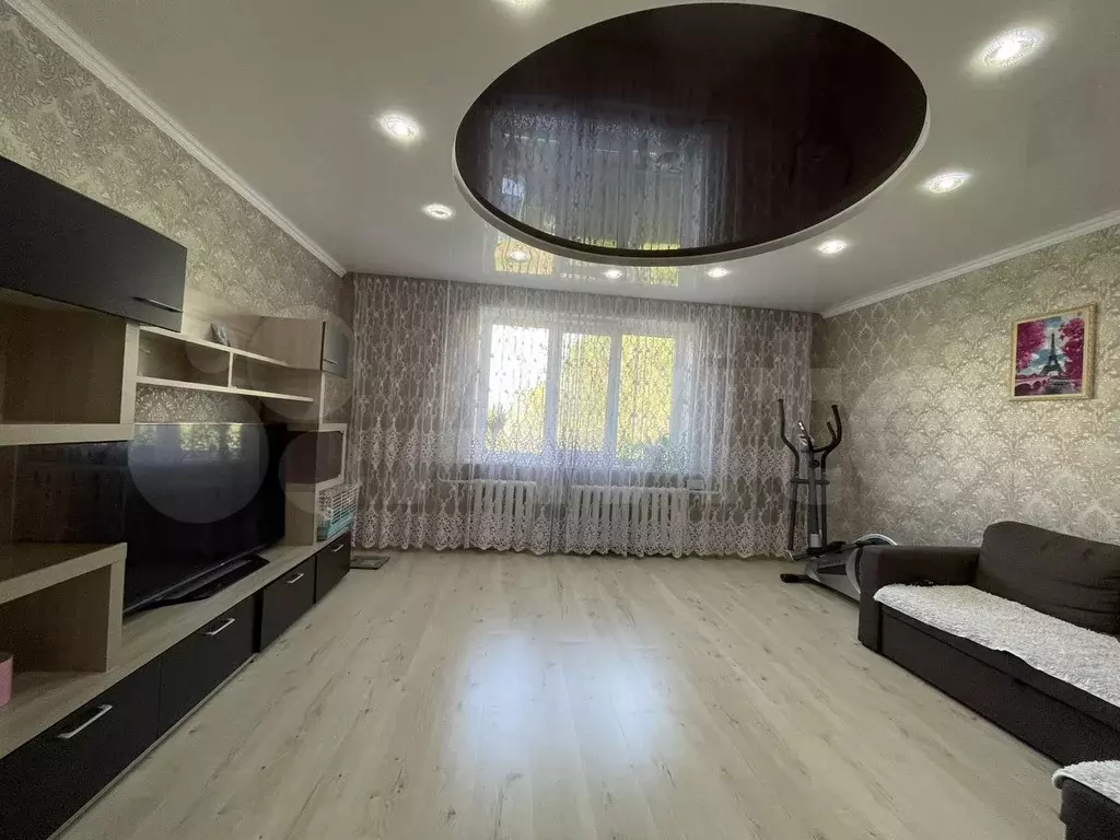 3-к. квартира, 65 м, 3/9 эт. - Фото 1