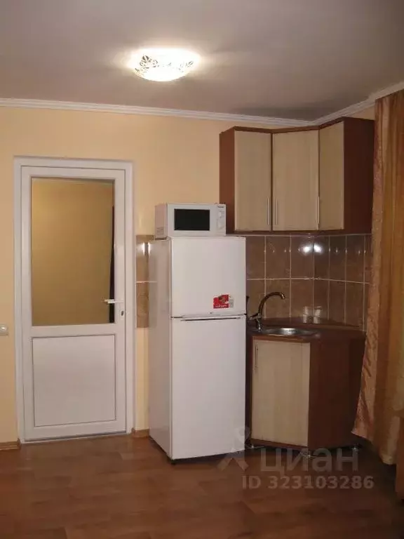 Комната Крым, Судак ул. Ленина, 87 - Фото 2