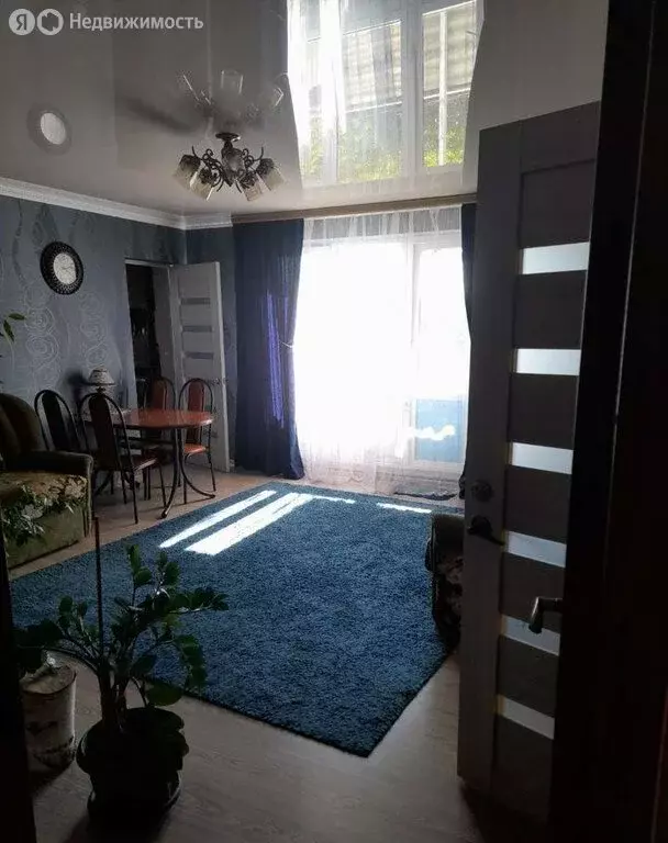 5-комнатная квартира: Усть-Лабинск, улица Агаркова, 63 (98 м) - Фото 0