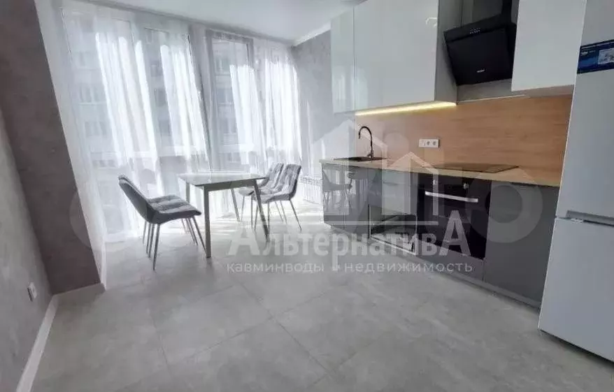 1-к. квартира, 43 м, 3/14 эт. - Фото 0