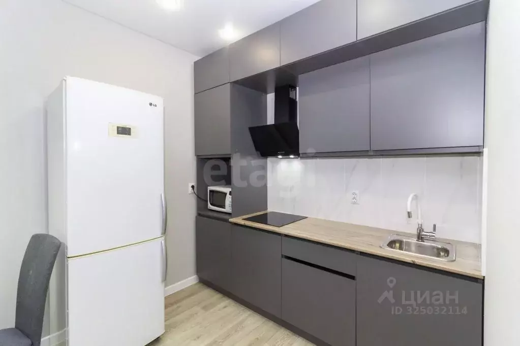 1-к кв. Тюменская область, Тюмень ул. Андрея Кореневского, 5 (38.0 м) - Фото 2