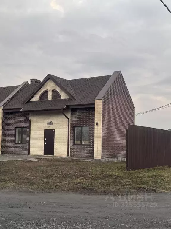 Таунхаус в Ростовская область, Азовский район, Новоалександровка хут. ... - Фото 1