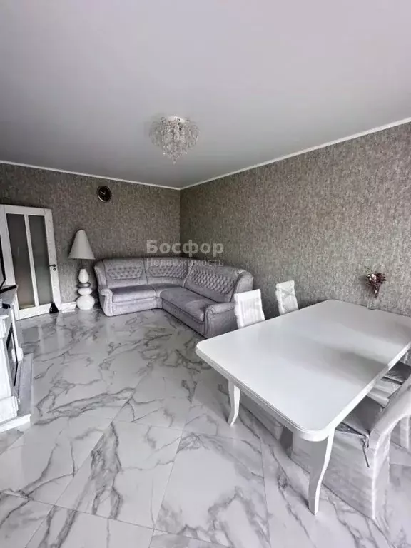 3-к кв. Крым, Феодосия ул. Габрусева, 13Б (76.5 м) - Фото 1