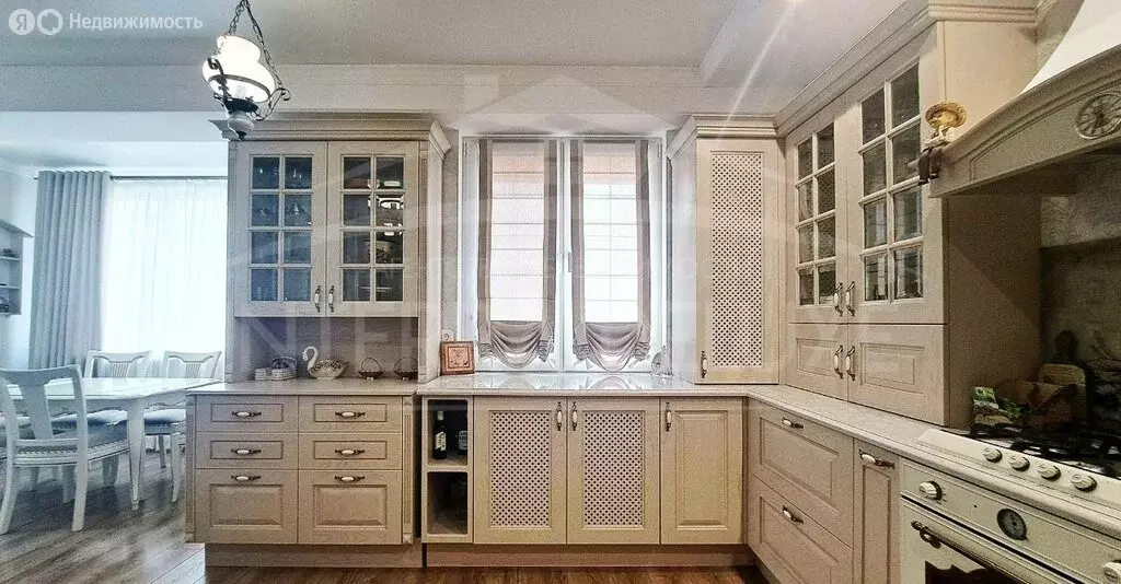 5-комнатная квартира: Севастополь, улица Тараса Шевченко, 20 (150 м) - Фото 1