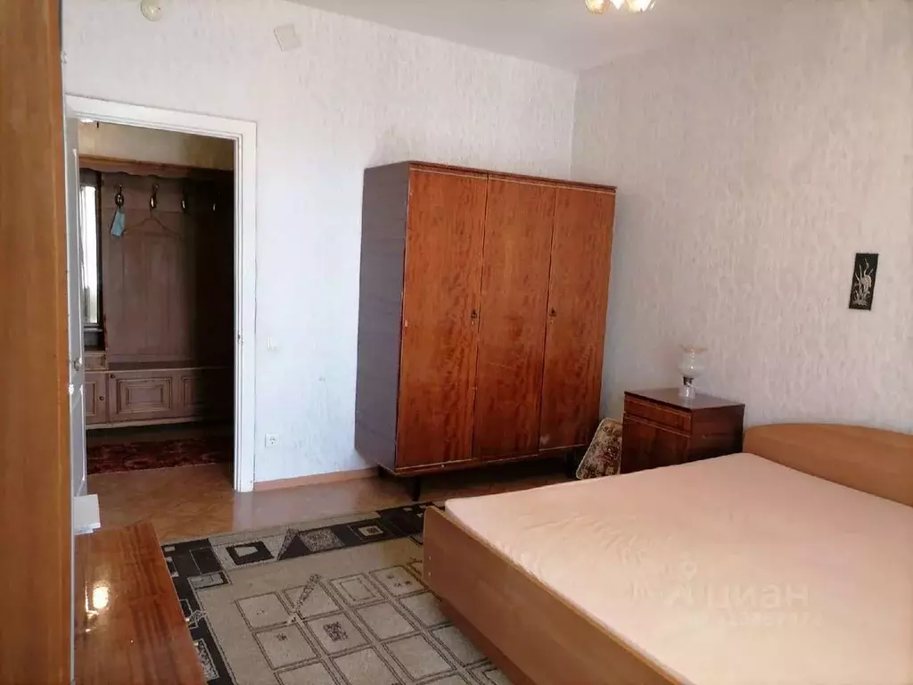 2-к кв. Белгородская область, Старый Оскол Степной мкр, 6 (64.0 м) - Фото 0