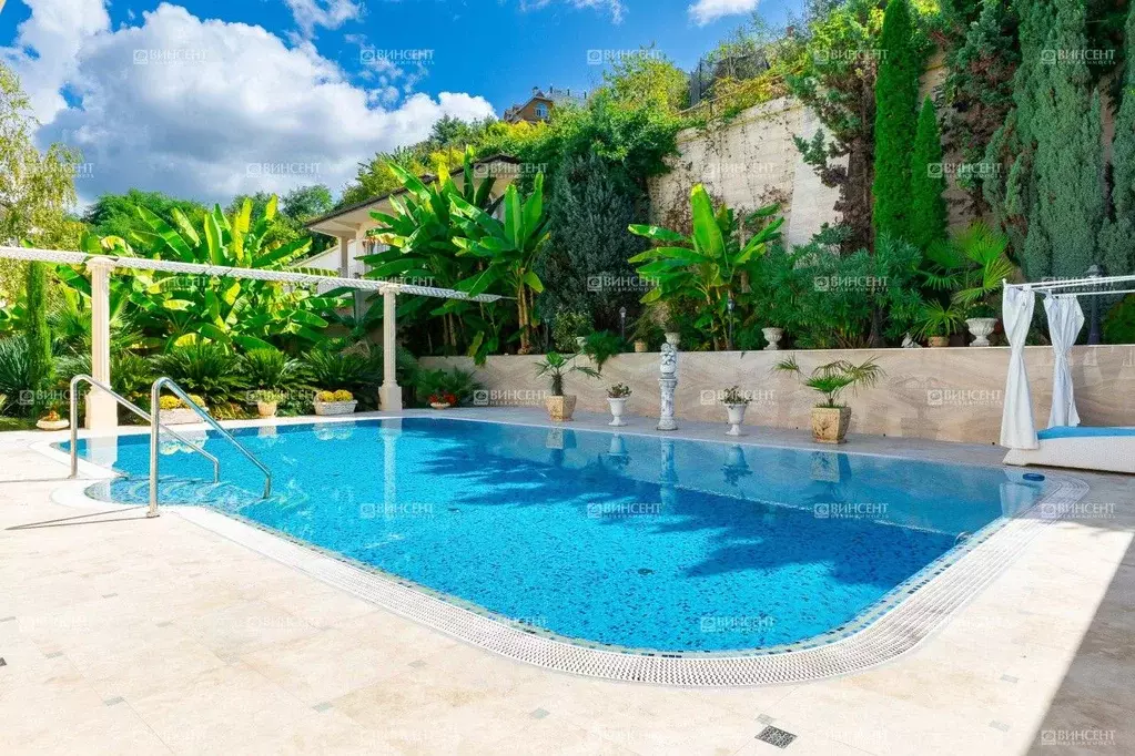 Дом в Краснодарский край, Сочи Новый Сочи мкр, ул. Инжирная (648 м) - Фото 1