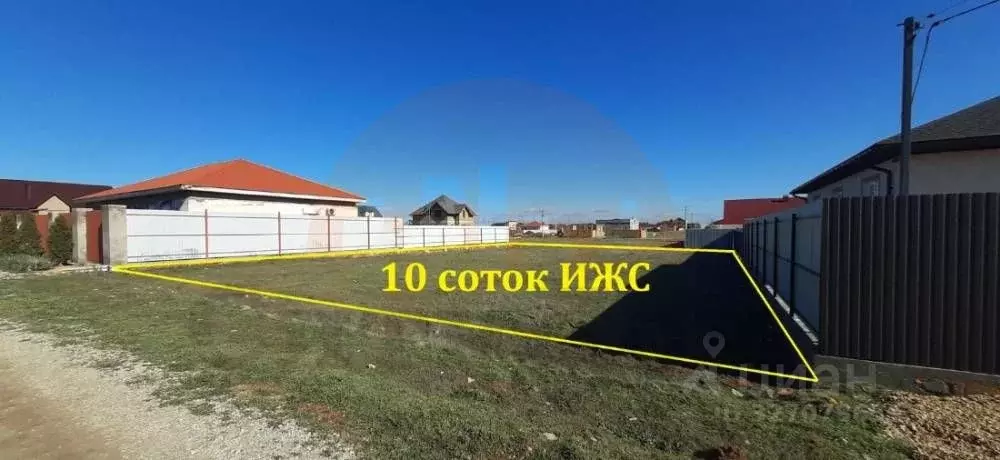 Участок в Крым, Сакский район, с. Лесновка ул. Урожайная (10.0 сот.) - Фото 1