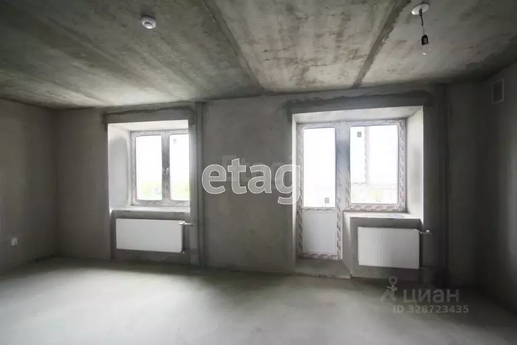 2-к кв. Тюменская область, Тюмень Амурская ул., 39 (60.0 м) - Фото 1