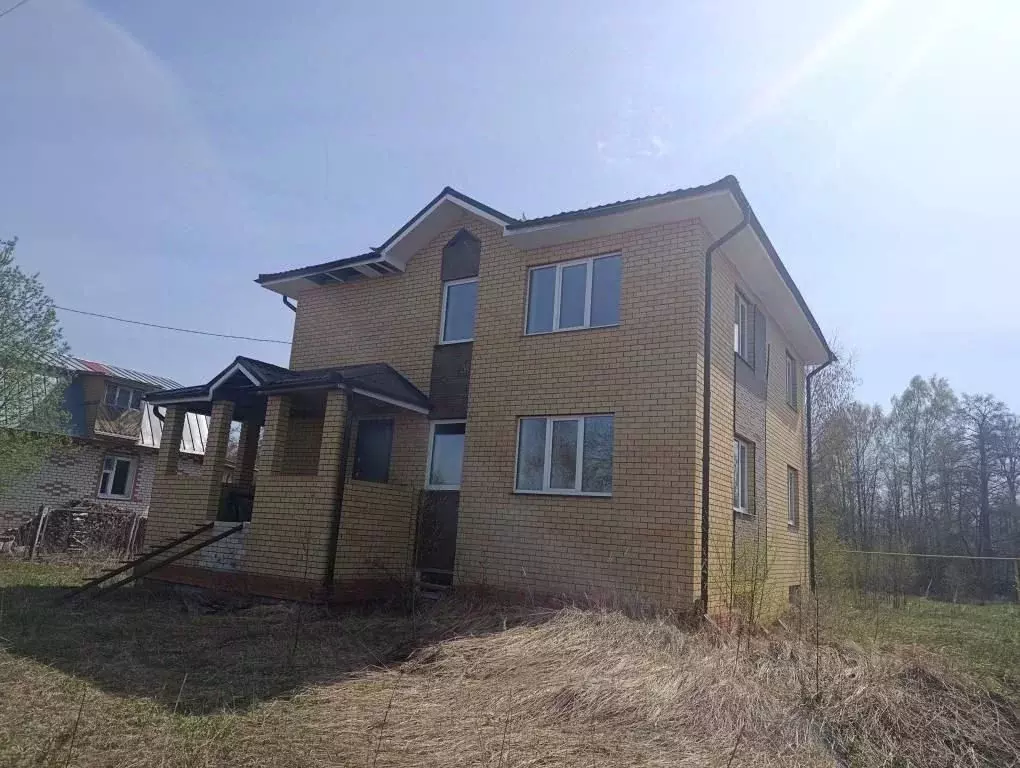 Коттедж в Марий Эл, Медведевский район, Руэмское с/пос, д. Рябинка ул. ... - Фото 1