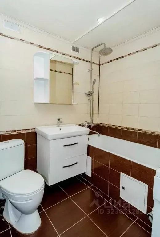 3-к кв. Алтайский край, Бийск ул. Владимира Короленко, 37/2 (49.3 м) - Фото 1