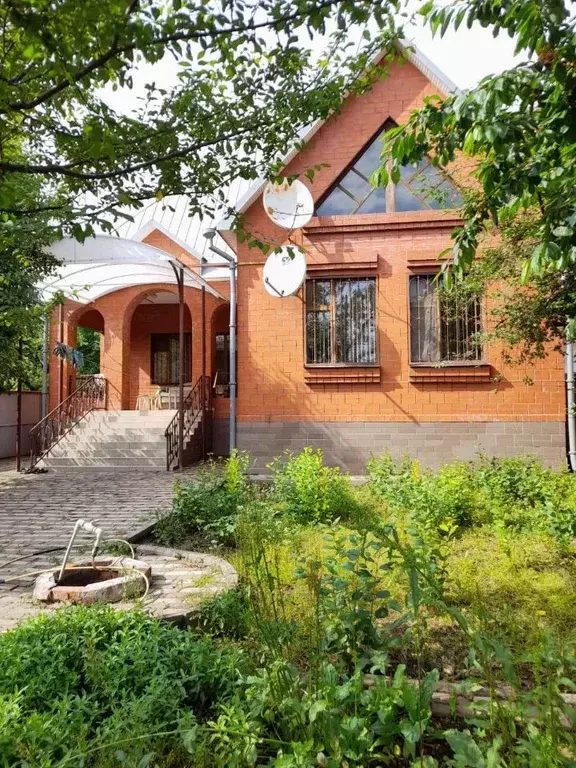 Дом в Краснодарский край, Краснодар Северная ул., 47 (170 м) - Фото 1