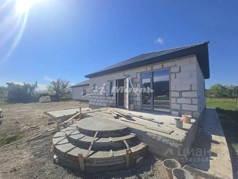 Дом в Крым, Симферопольский район, с. Трудовое ул. Скалистая (85 м) - Фото 2