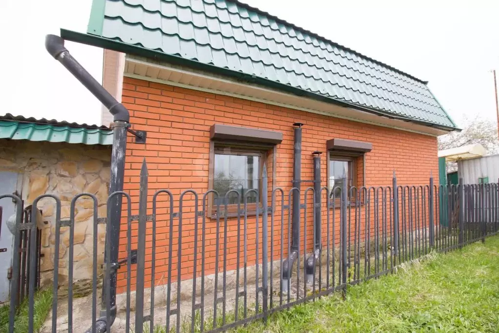 Дом в Калужская область, Бабынинский район, Воротынск городское ... - Фото 0