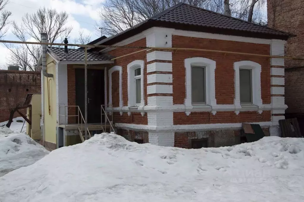 Дом в Саратовская область, Саратов ул. Имени Ф.Э. Дзержинского, 21 ... - Фото 1