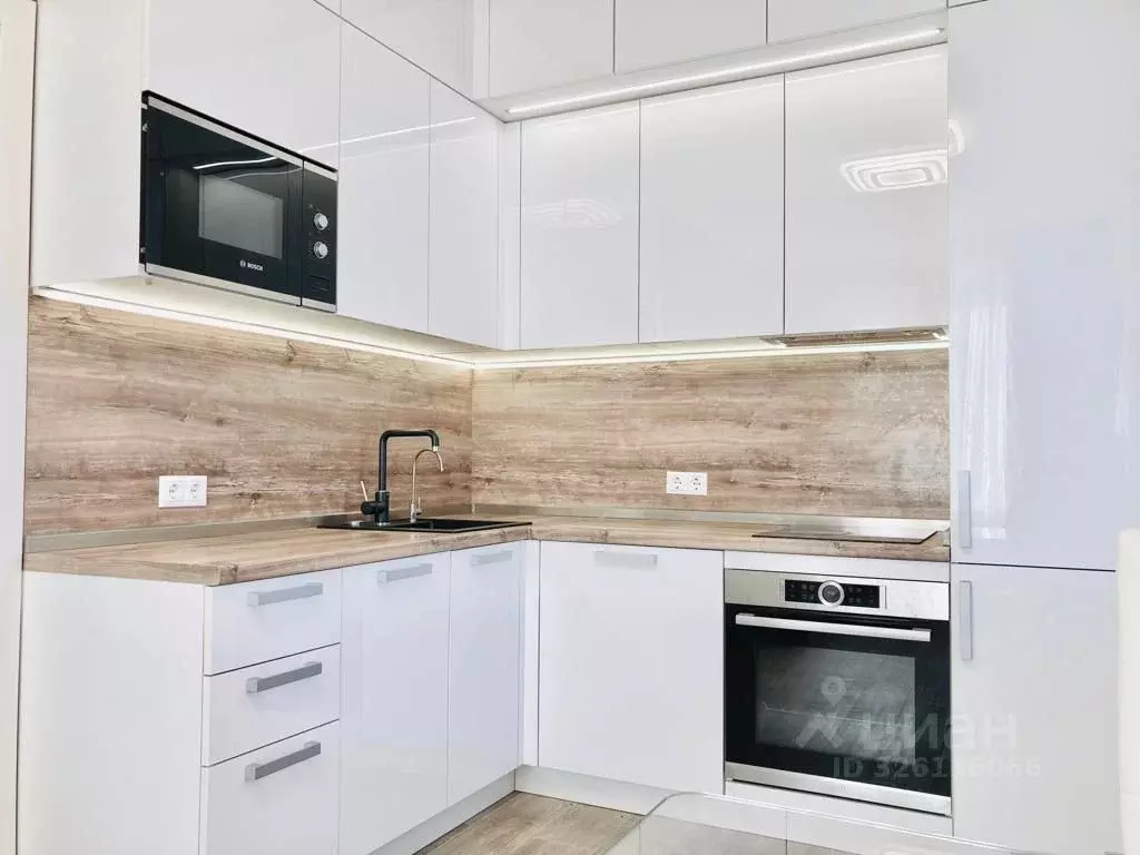 2-к кв. Московская область, Красногорск ул. Липовой Рощи, 2к4 (50.0 м) - Фото 1