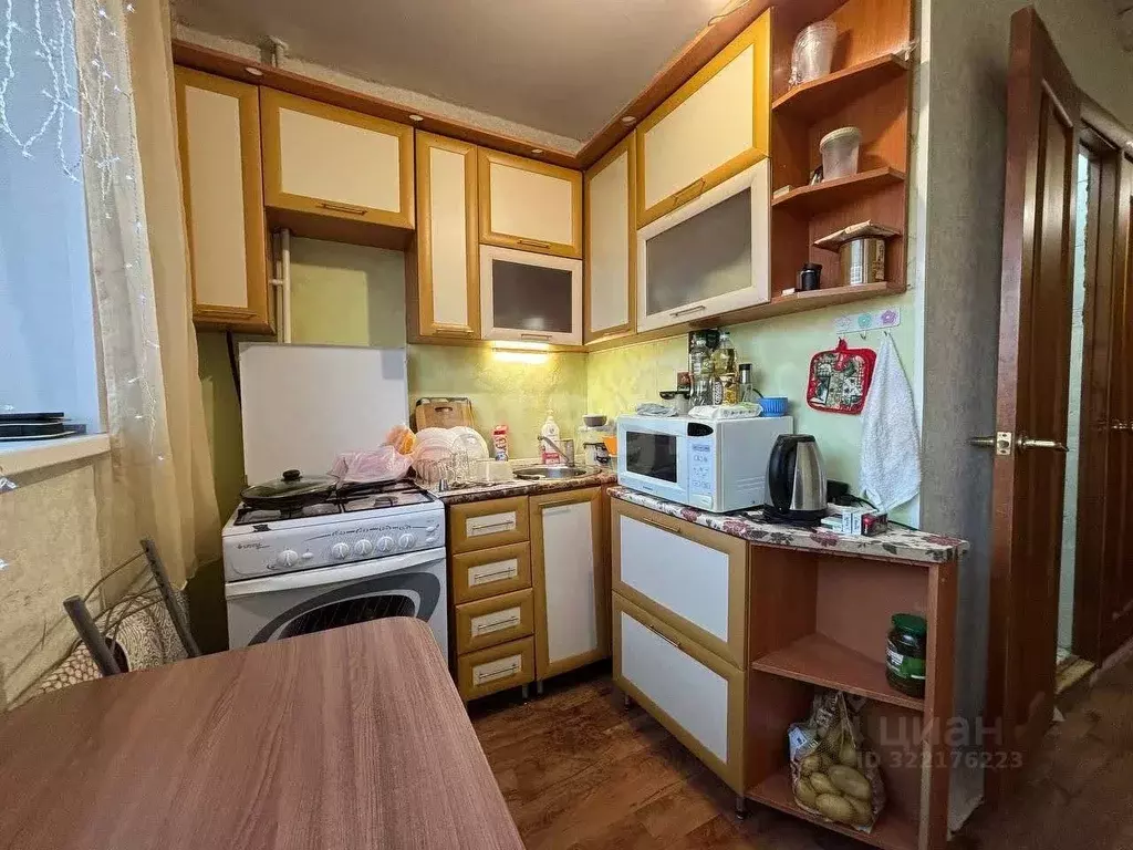 1-к кв. Ямало-Ненецкий АО, Новый Уренгой ул. Геологоразведчиков, 8 ... - Фото 1