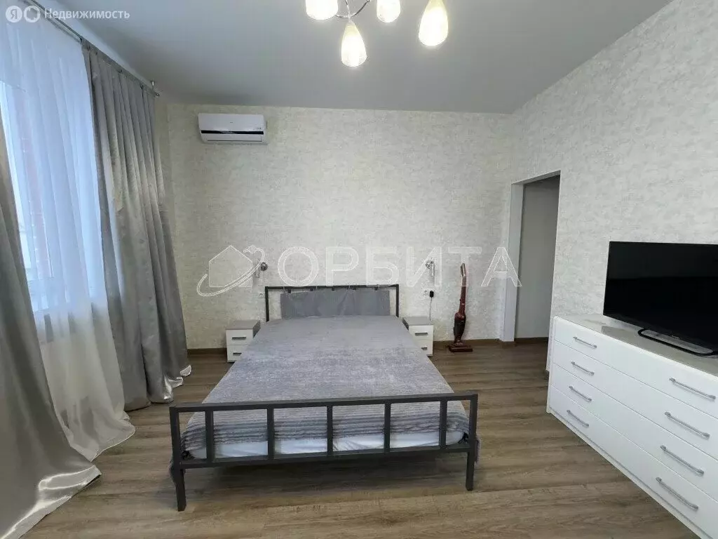 1-комнатная квартира: Тюмень, улица Короленко, 12 (44.9 м) - Фото 1