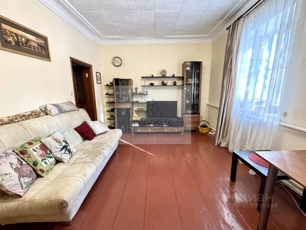 Дом в Челябинская область, Челябинск Приморская ул., 10 (192 м) - Фото 0