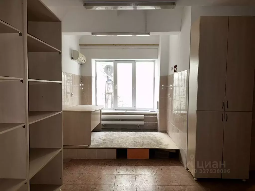 Помещение свободного назначения в Волгоградская область, Волгоград ул. ... - Фото 2