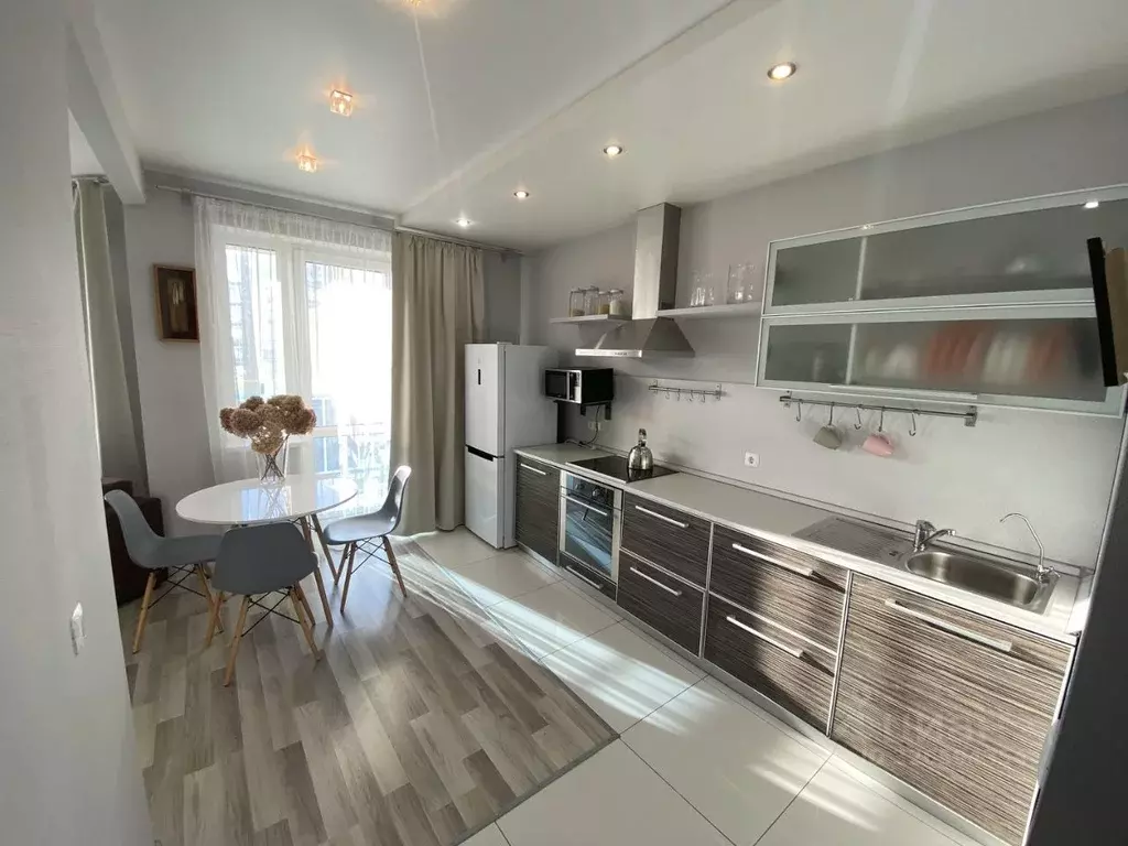 1-к кв. Свердловская область, Екатеринбург ул. Бажова, 68 (44.0 м) - Фото 1