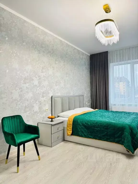 2-к кв. Ставропольский край, Ессентуки ул. Луначарского, 11 (95.0 м) - Фото 1