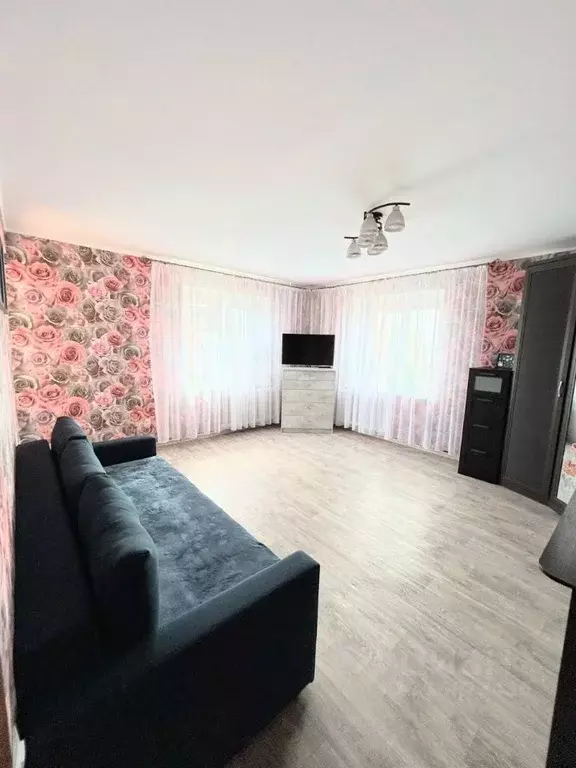 3-к кв. Башкортостан, Уфа ул. Георгия Мушникова, 13/2 (85.3 м) - Фото 0